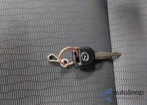 2008 Mazda Mazda3 I Sport z USA, uszkodzony, nr VIN JM1BK12G681103657